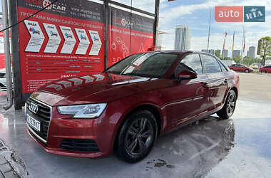 Седан Audi A4 2016 в 