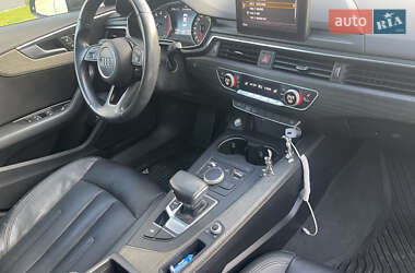Седан Audi A4 2018 в 