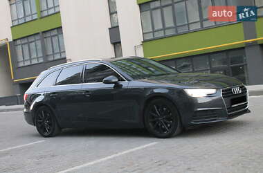 Универсал Audi A4 2017 в 