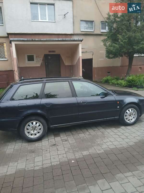 Универсал Audi A4 1996 в Львове