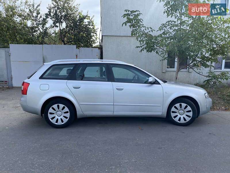 Универсал Audi A4 2003 в 