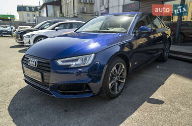 Седан Audi A4 2019 в 
