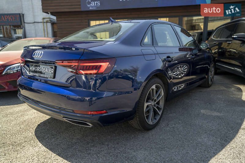 Седан Audi A4 2019 в Киеве