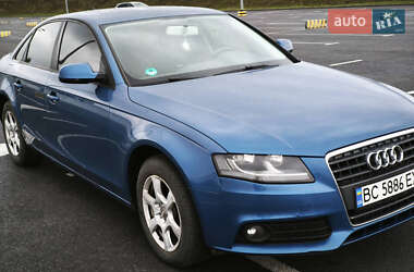 Седан Audi A4 2011 в Львове