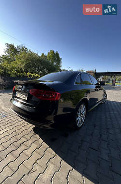 Седан Audi A4 2013 в 