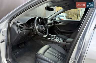 Седан Audi A4 2020 в 