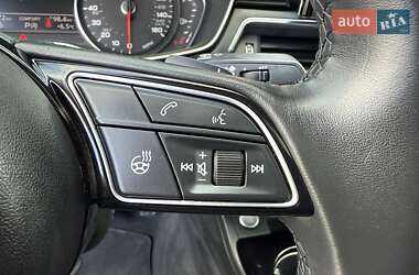 Седан Audi A4 2020 в 