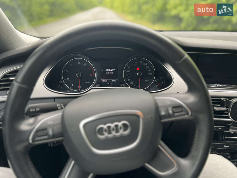 Седан Audi A4 2013 в Голованевске