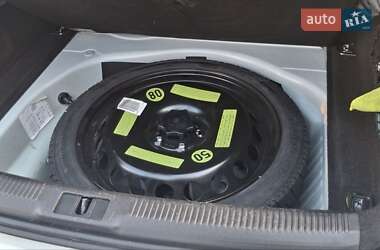 Седан Audi A4 2013 в 