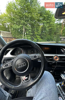 Седан Audi A4 2015 в 