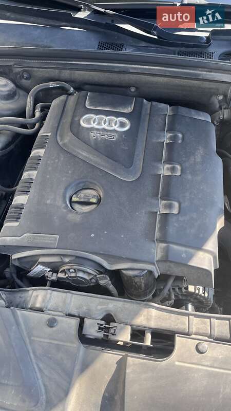 Седан Audi A4 2014 в Дружбе
