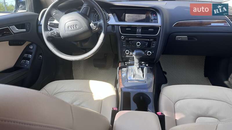 Седан Audi A4 2014 в Дружбе