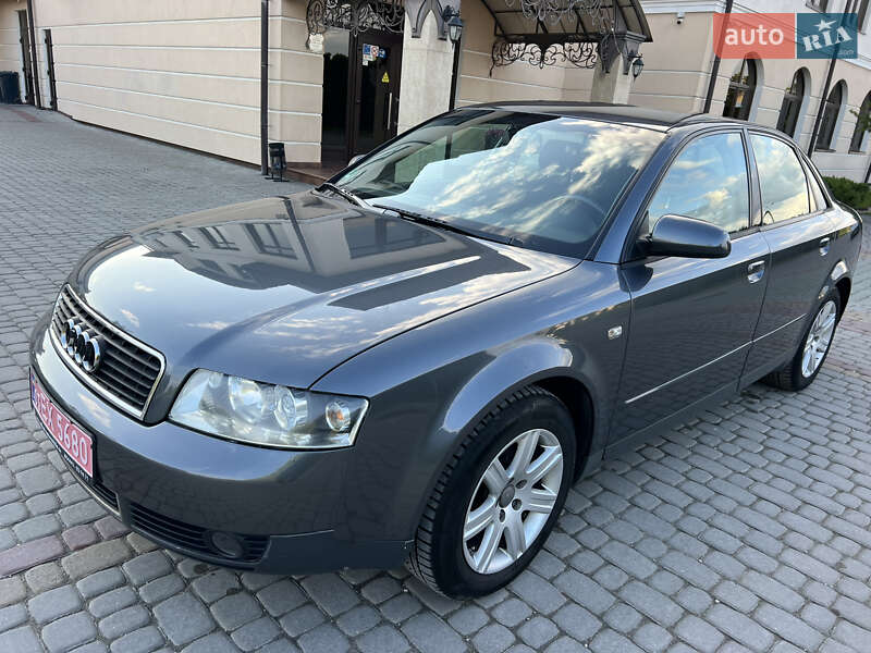Седан Audi A4 2001 в Дунаевцах