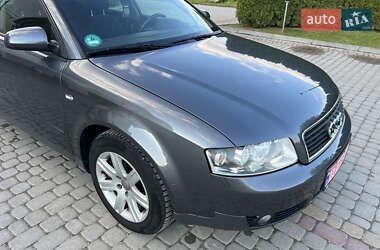 Седан Audi A4 2001 в 