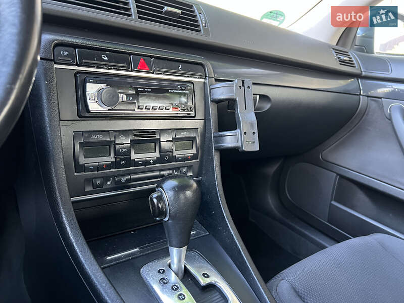 Седан Audi A4 2001 в Дунаевцах