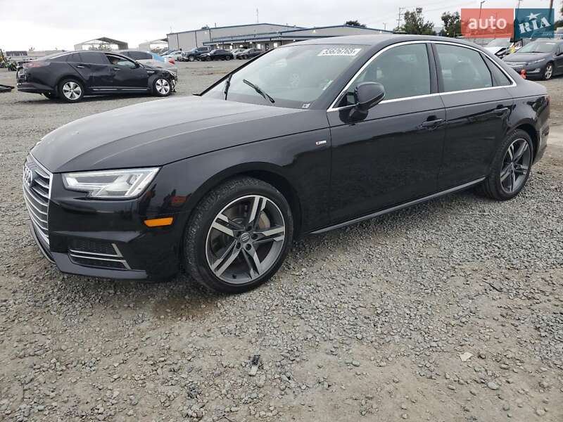 Седан Audi A4 2018 в 