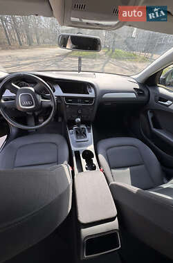 Універсал Audi A4 2009 в 