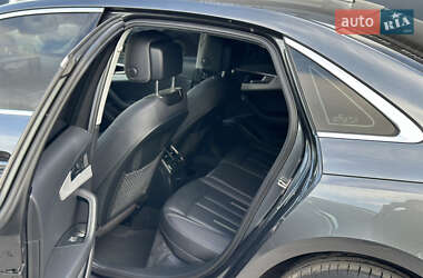 Седан Audi A4 2020 в 