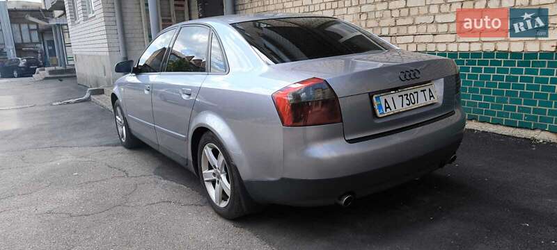 Седан Audi A4 2004 в Василькове