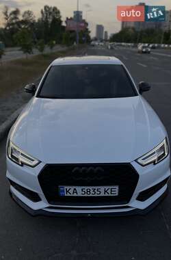 Седан Audi A4 2017 в 