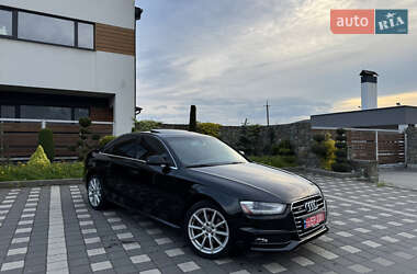 Седан Audi A4 2015 в 