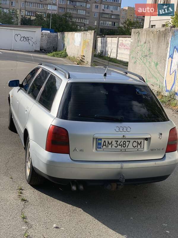 Универсал Audi A4 1997 в Киеве