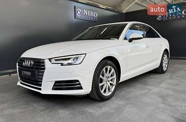 Седан Audi A4 2017 в 