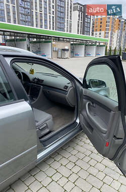 Універсал Audi A4 2004 в 