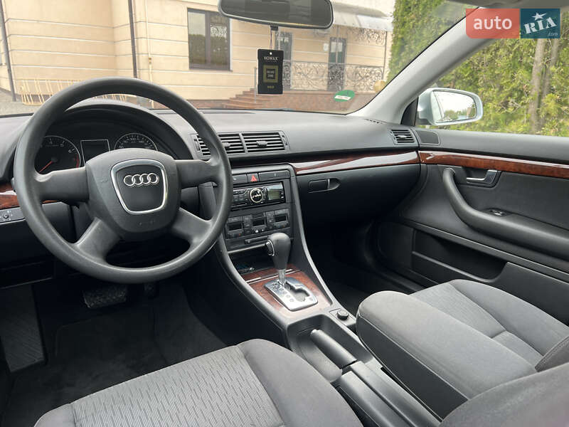 Седан Audi A4 2005 в Дунаевцах