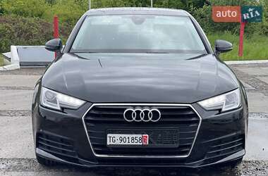 Седан Audi A4 2018 в 