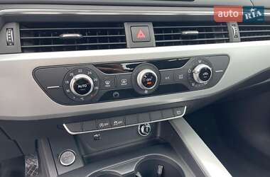 Седан Audi A4 2018 в 