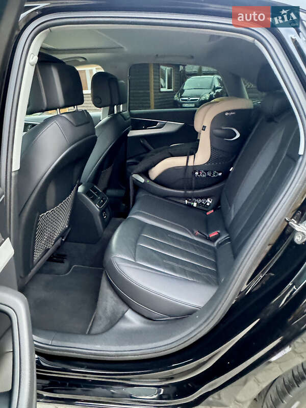 Седан Audi A4 2016 в Самборе