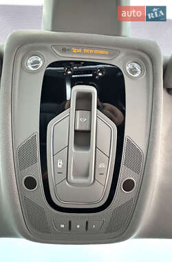 Седан Audi A4 2016 в 