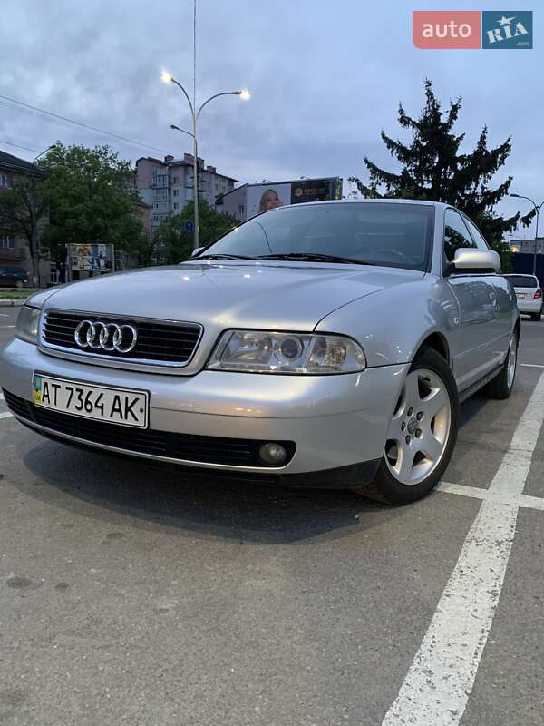 Седан Audi A4 2000 в Ивано-Франковске