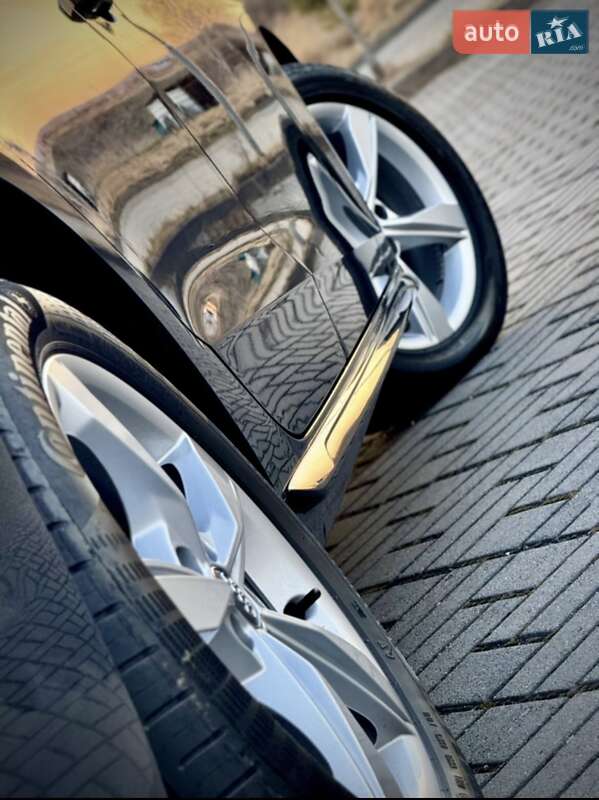 Универсал Audi A4 2020 в Львове