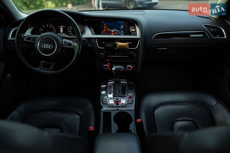 Седан Audi A4 2014 в Кривом Роге