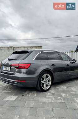 Универсал Audi A4 2016 в 