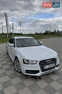 Седан Audi A4 2013 в 
