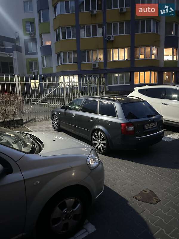 Универсал Audi A4 2003 в Киеве
