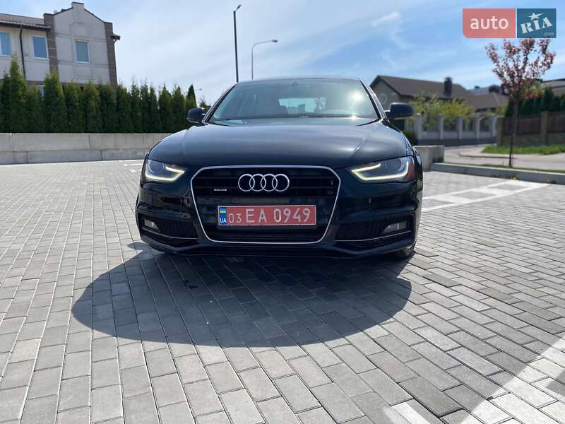 Седан Audi A4 2013 в Ровно