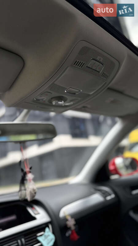 Седан Audi A4 2009 в Ивано-Франковске