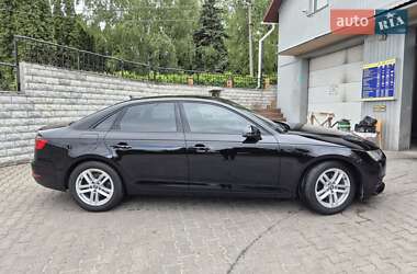 Седан Audi A4 2017 в 