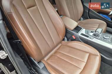 Седан Audi A4 2017 в 