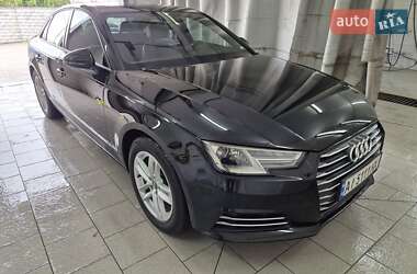 Седан Audi A4 2017 в 