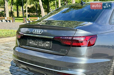 Седан Audi A4 2023 в 