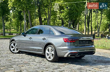 Седан Audi A4 2023 в 