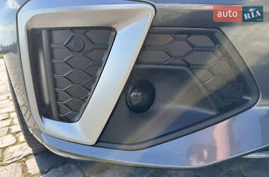 Седан Audi A4 2023 в 