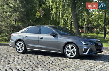 Седан Audi A4 2023 в 