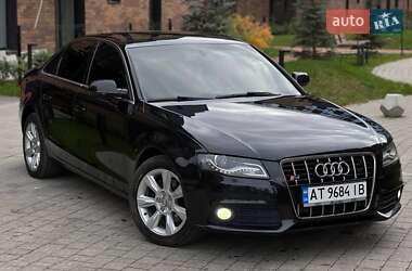Седан Audi A4 2011 в Ивано-Франковске