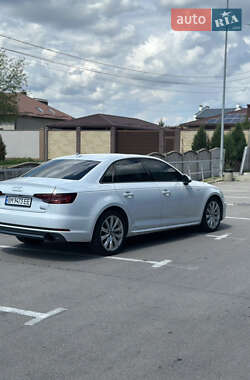 Седан Audi A4 2018 в 